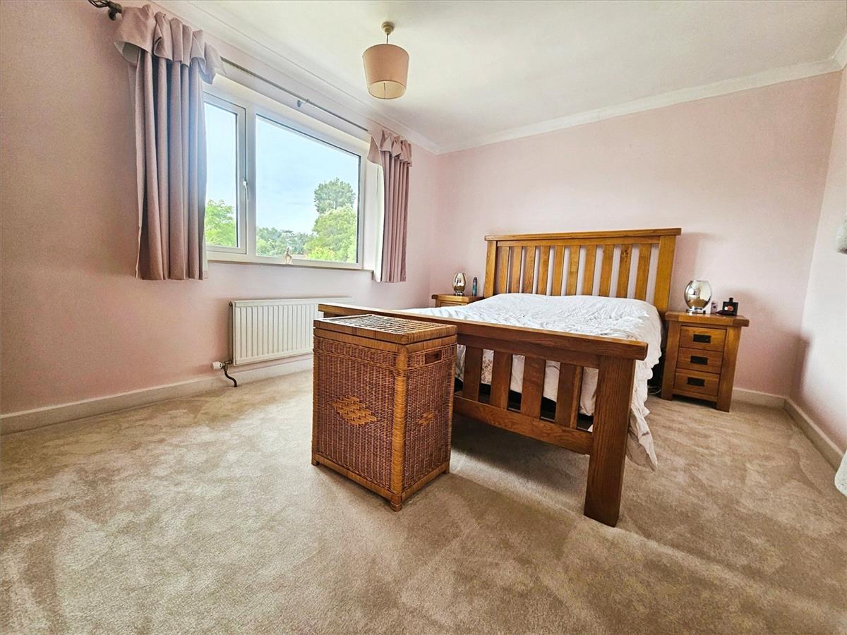 Property Image 06537a61-9817-40a1-91ec-e8437c5e9aa7