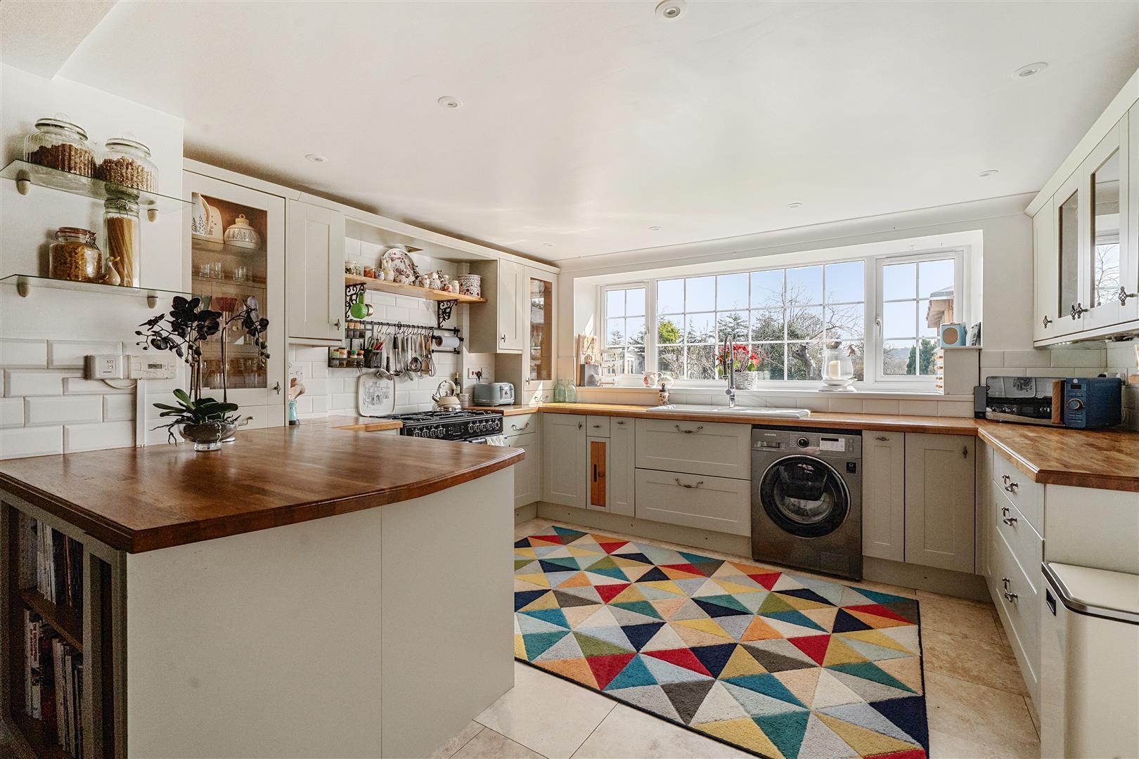 Property Image 0659ff6d-0571-41bc-b935-f7d06b27cdf0