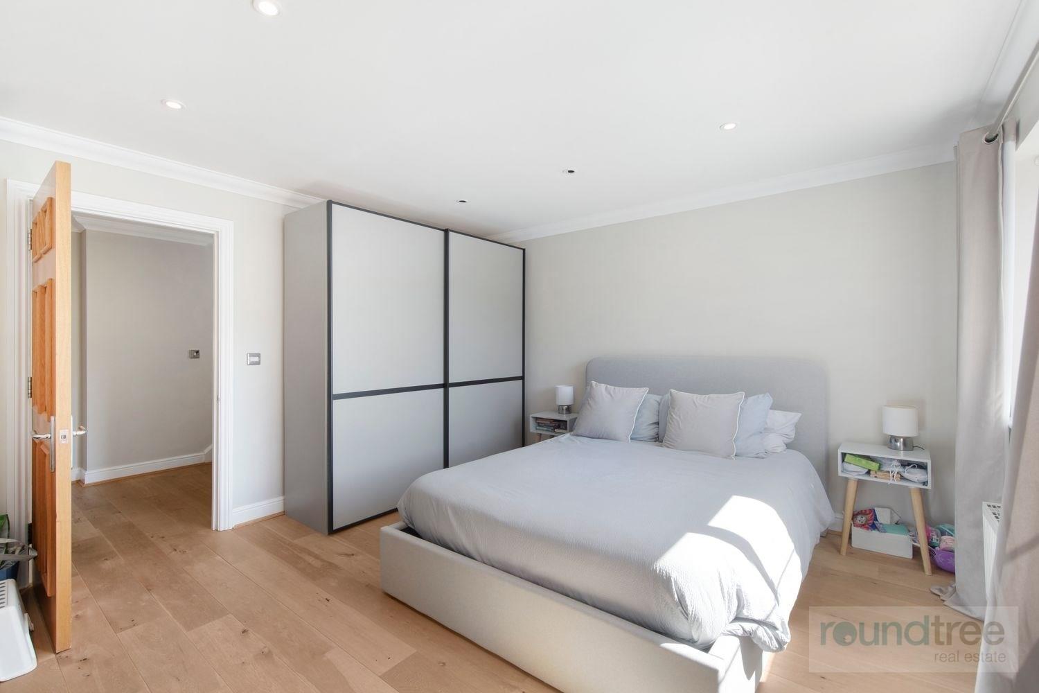 Property Image 065afca4-cb20-4983-9a93-5e4a14ca2f16