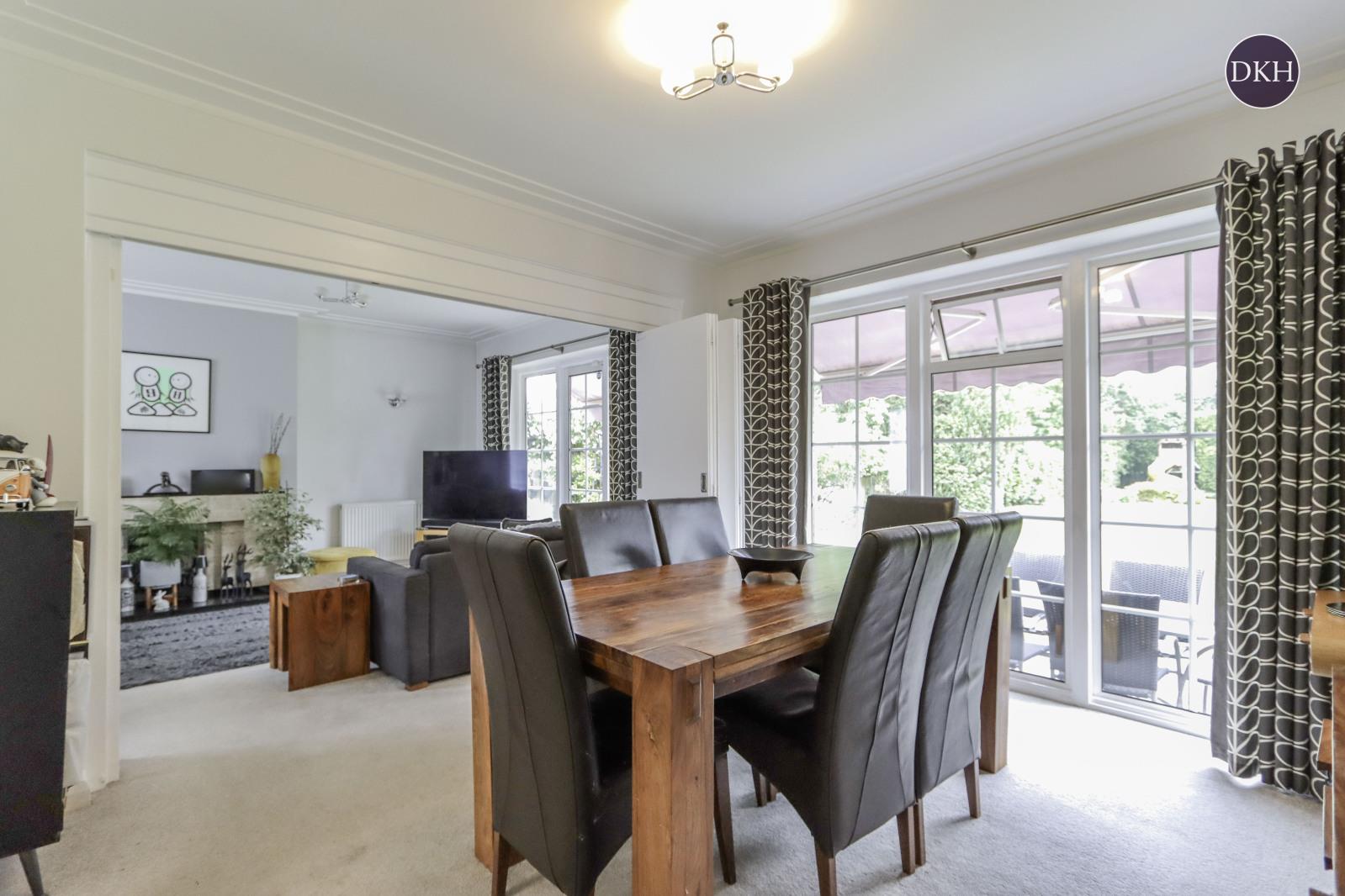 Property Image 065d711f-d285-4067-94dc-7c96fd0b1573