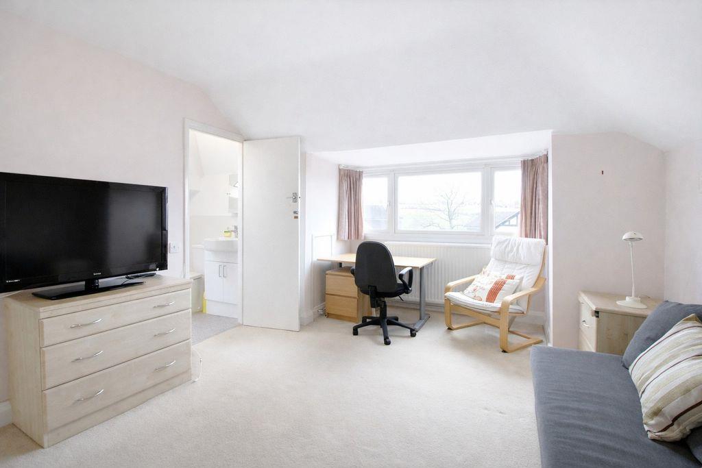 Property Image 0665cdd2-2952-48d4-8652-0429a4042386