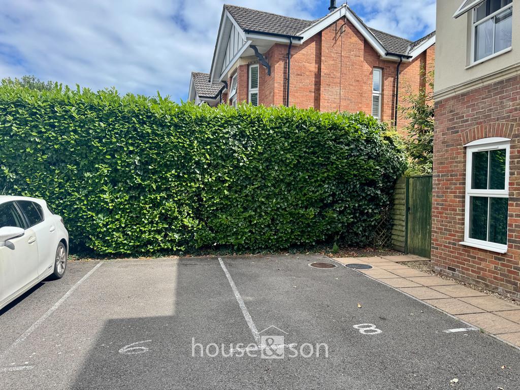 Property Image 066b8389-c7d2-4b40-adc4-3ee5146416f8