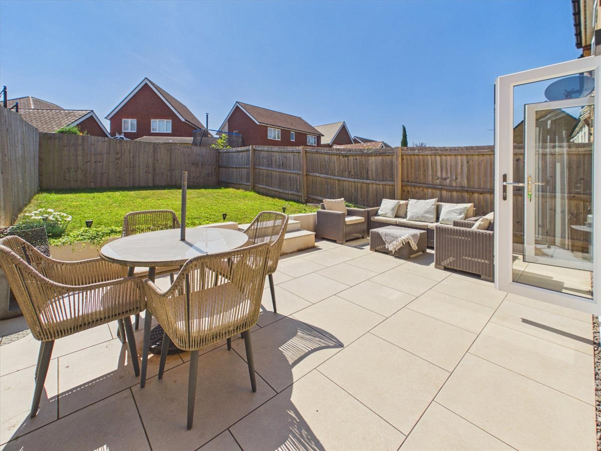Property Image 066e9328-fbf5-4b4b-9e08-d772f3ba44cd