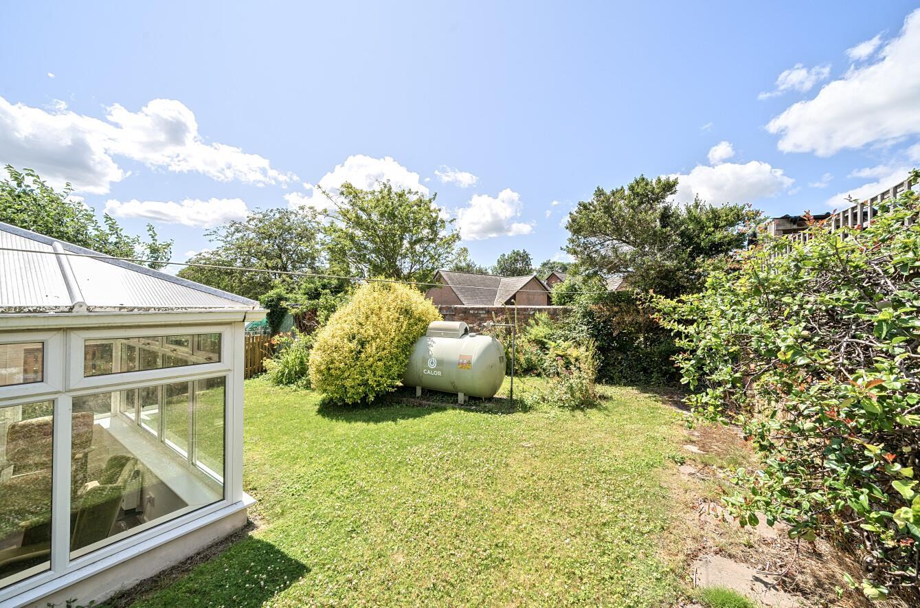 Property Image 066f62ae-cc80-42a4-909d-b42d81666c4d