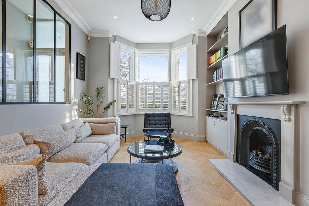 Property Image 06799309-3c15-4eaf-8a46-241b78b7f29e
