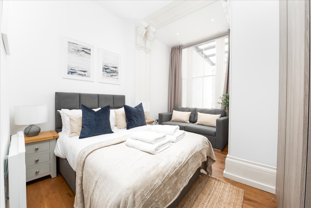 Property Image 067cd4ae-51a5-442b-a565-c5cb822fed1e
