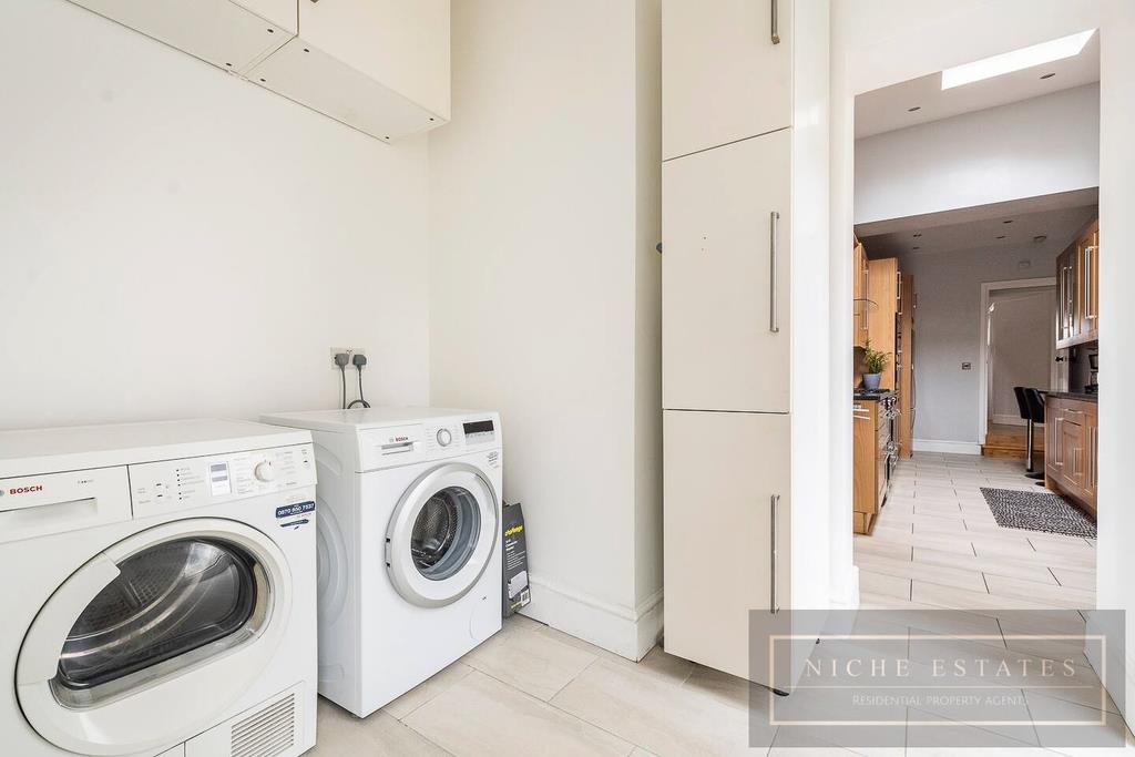 Property Image 0686dacb-4568-4a48-ae1d-34d959117ddb