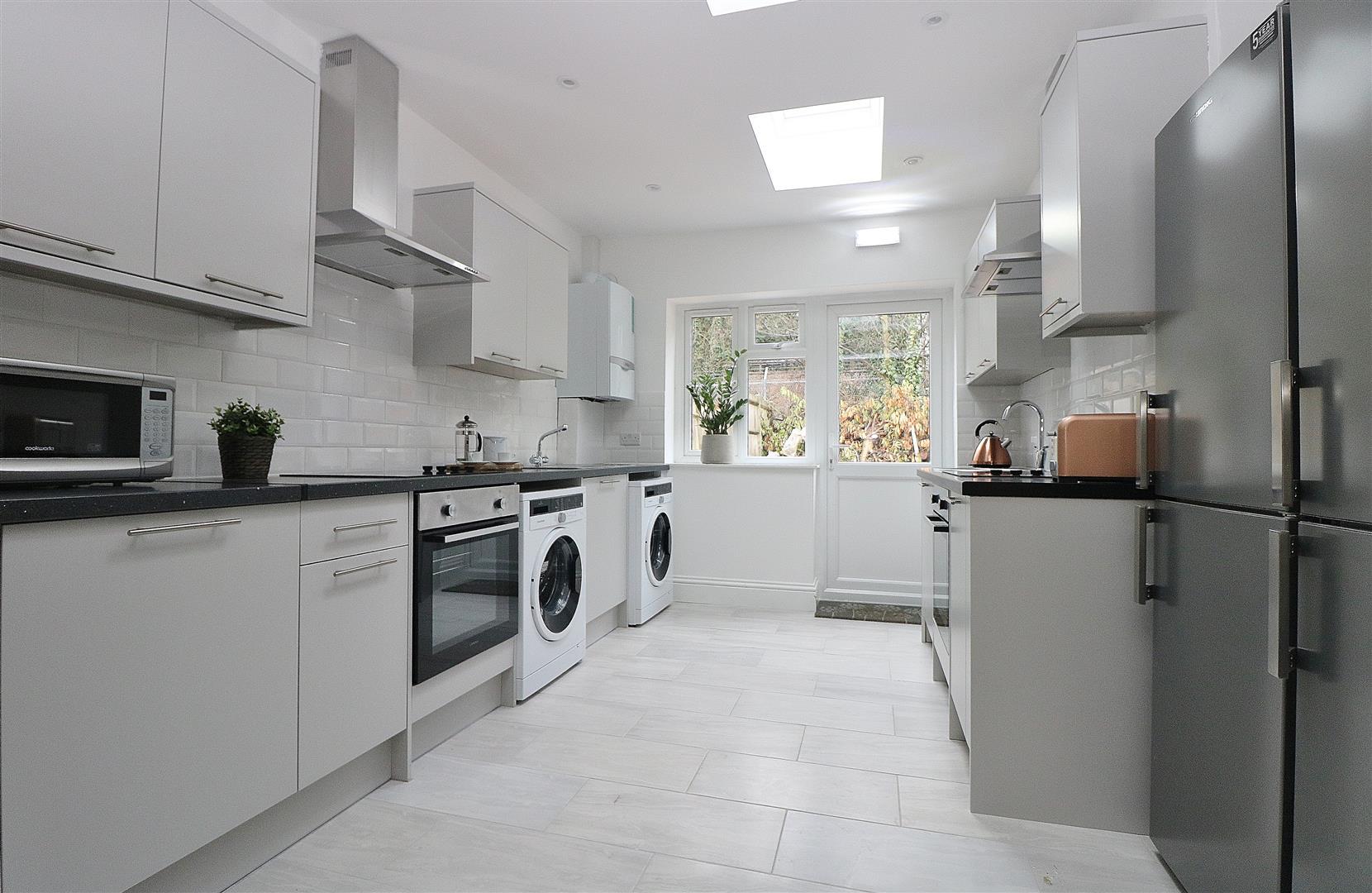 Property Image 0695a696-0d16-4ac9-95a9-9f125f393a5b