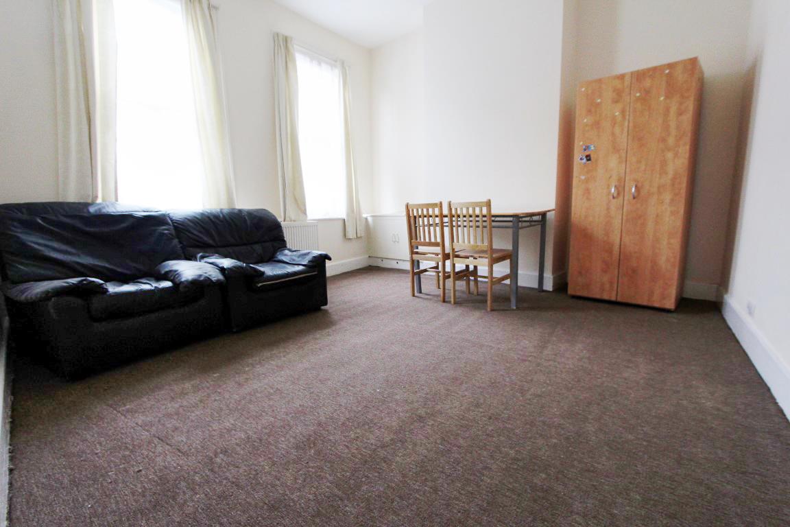 Property Image 06a1f7ad-efed-42f9-b56d-c31a2cd249a1