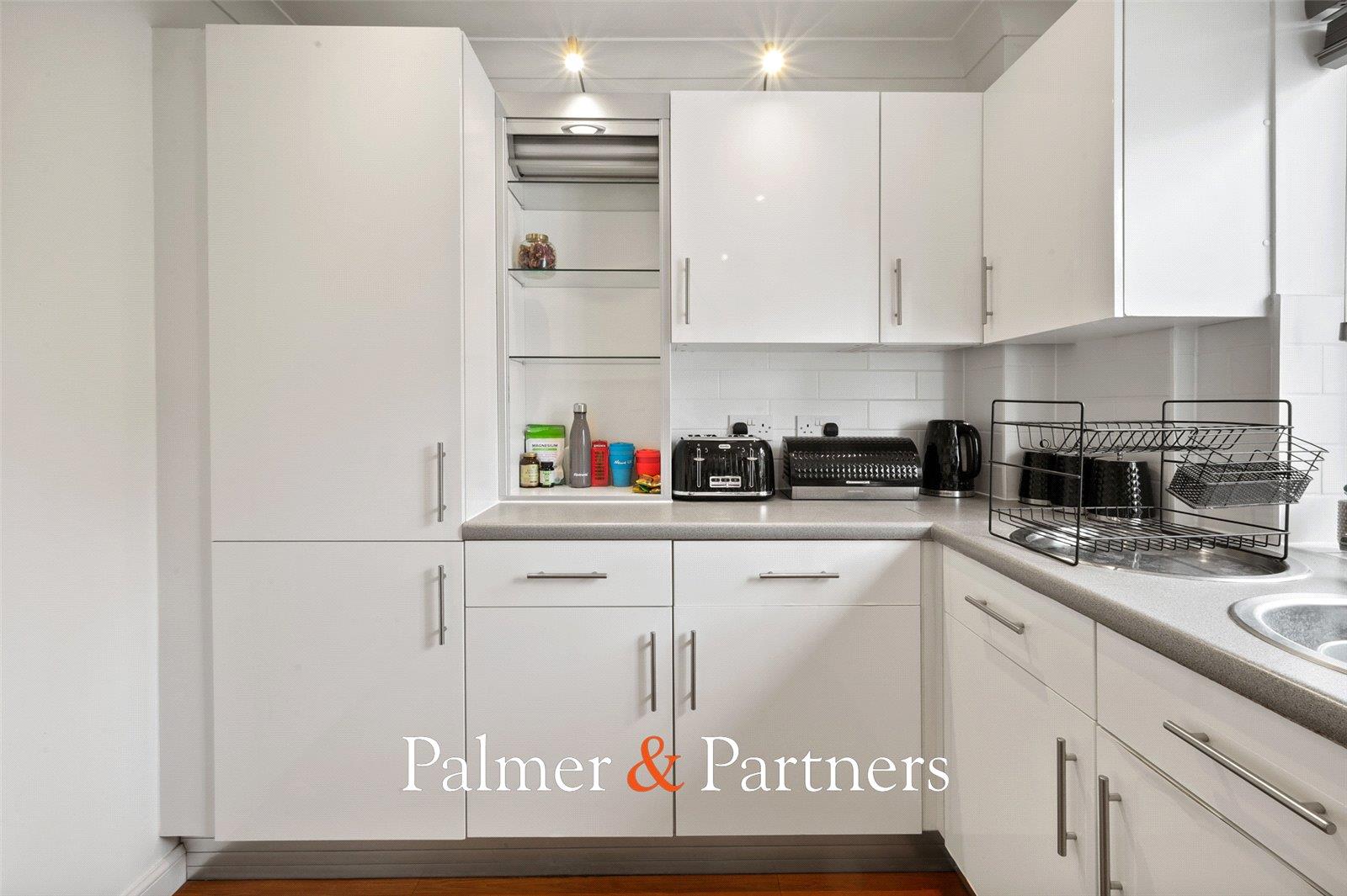 Property Image 06a4fe96-a883-4384-b36f-36a32617175a
