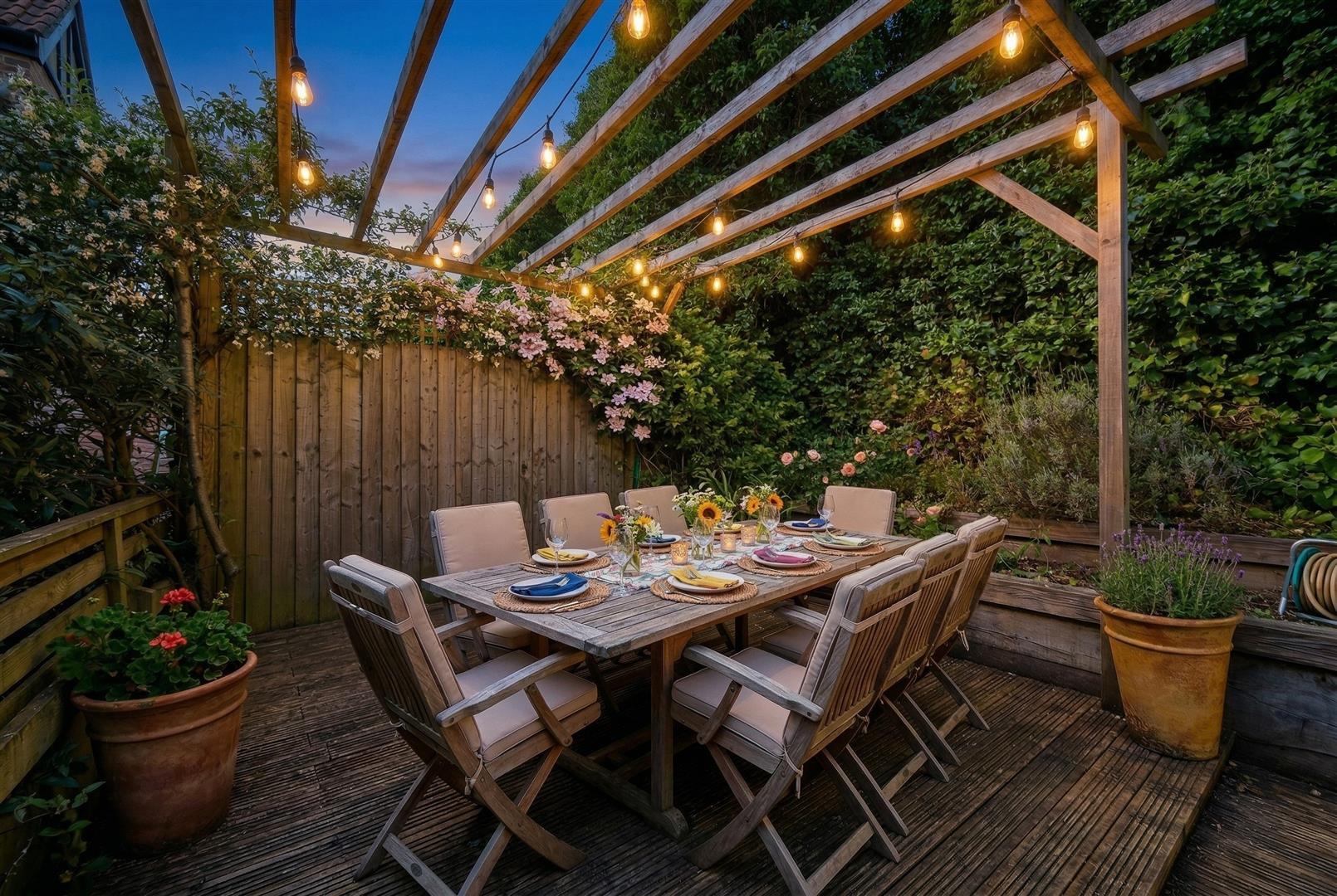 Property Image 06a56243-5bb9-4515-b3f3-d211d0f2e8ed