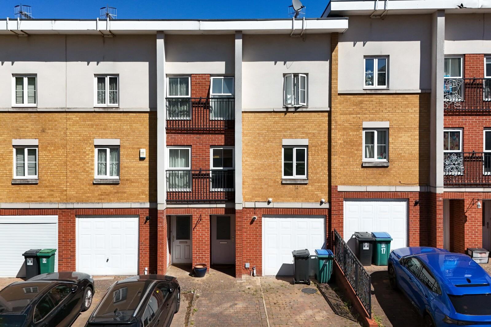Property Image 06b14fb9-8774-449c-94da-b9fe22e1aa19