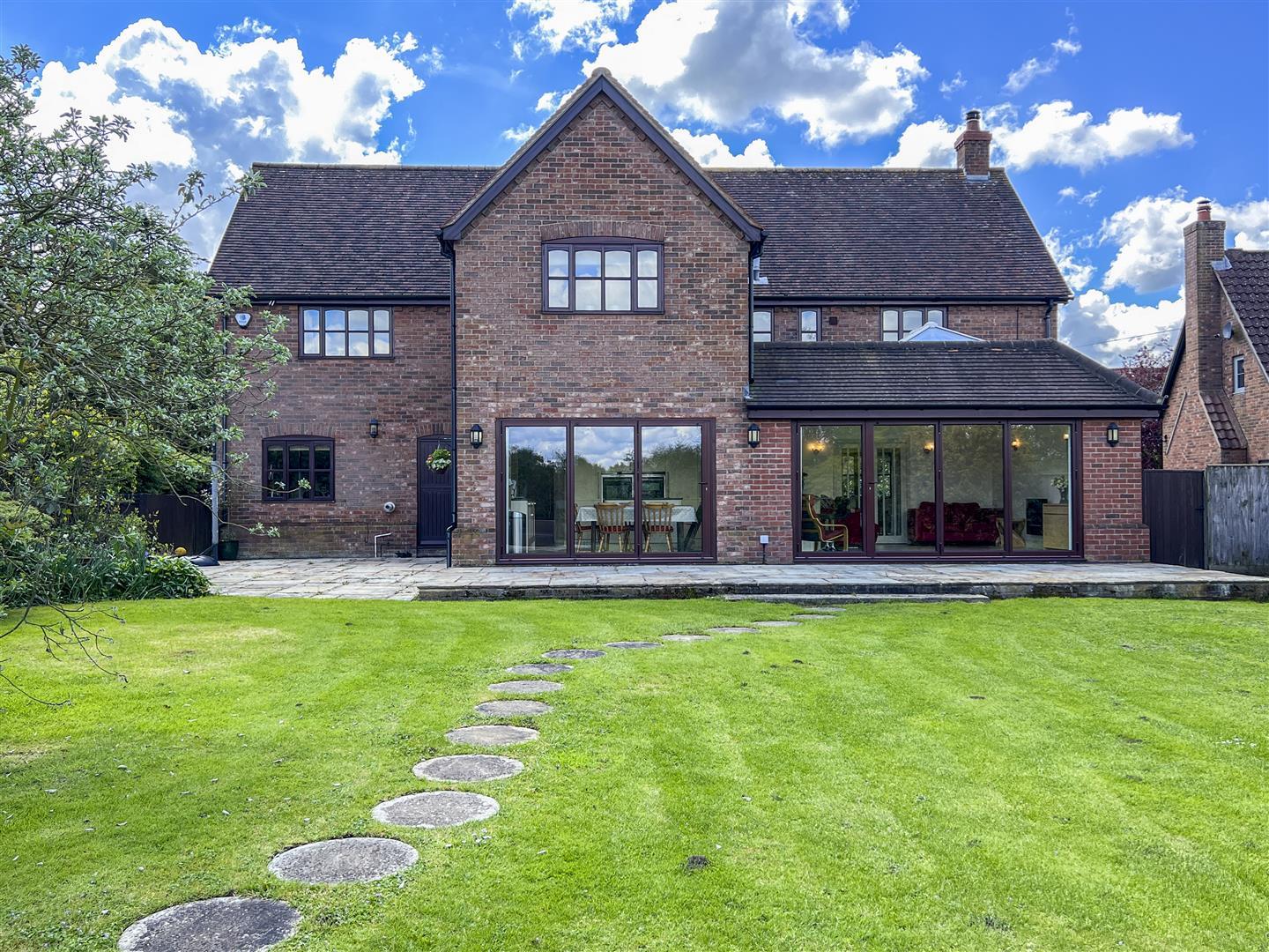 Property Image 06b73daf-e2e5-475b-8c48-9e147b5660e3
