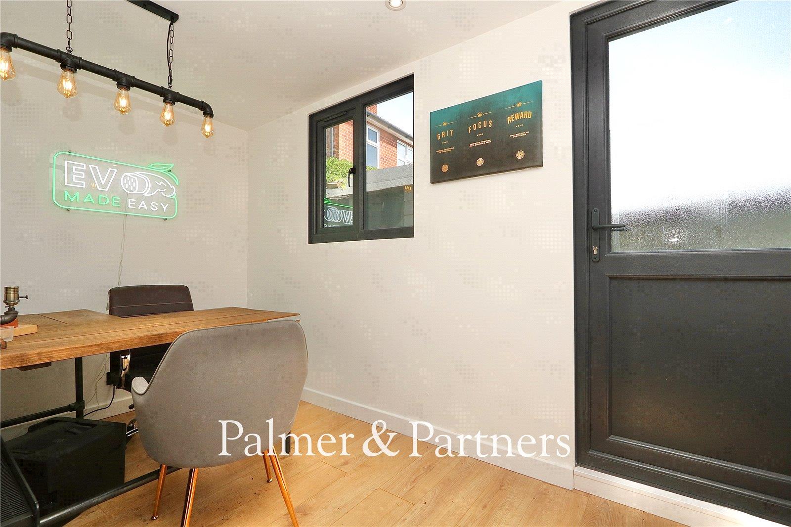 Property Image 06c60f3c-dab4-4669-9c69-2c060e86180c
