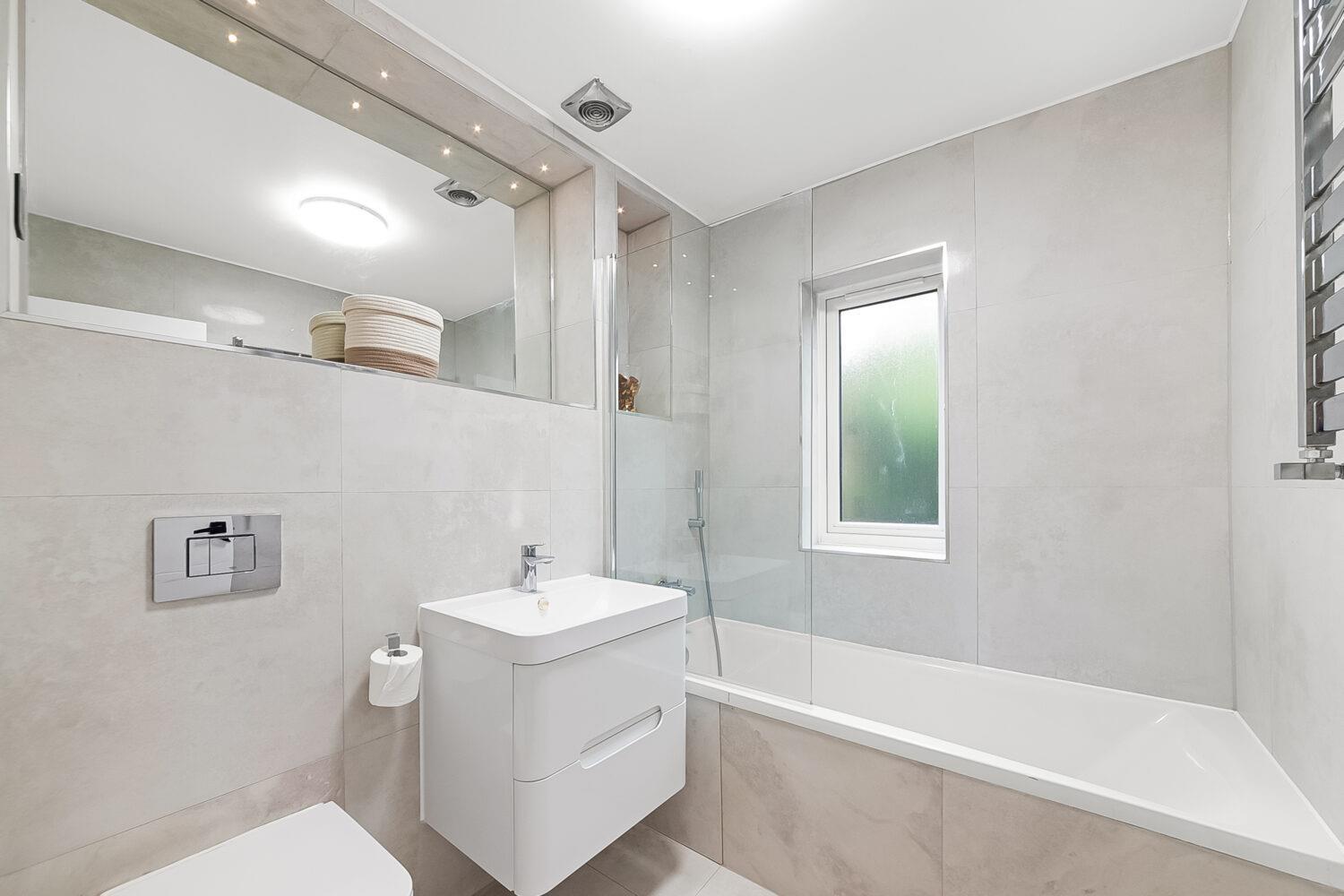 Property Image 06c7257c-8c50-41c1-8181-d3c3ae7af9e4