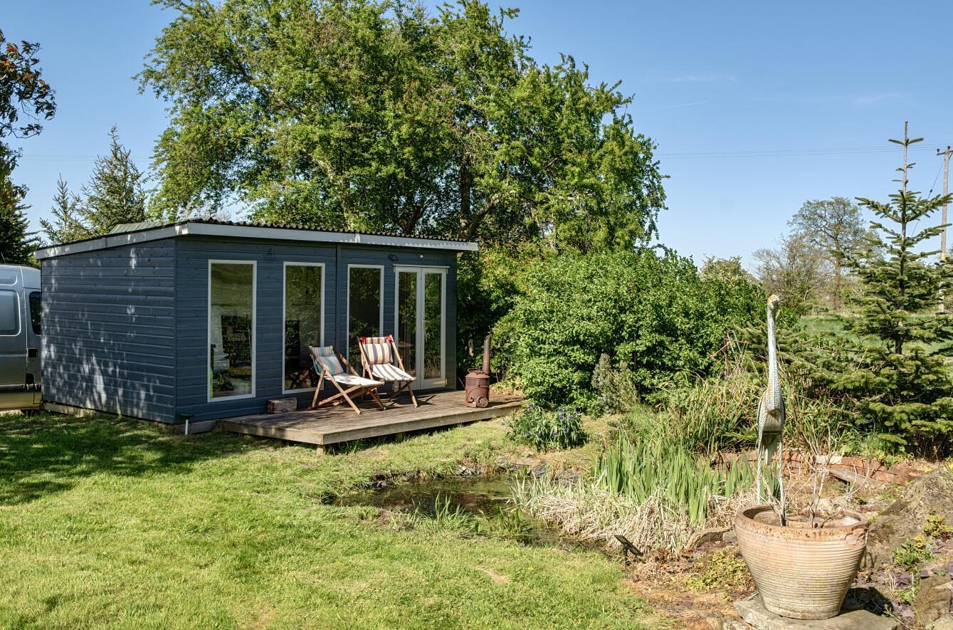 Property Image 06d20340-44a6-4e06-9ea8-9db5beda0bf4
