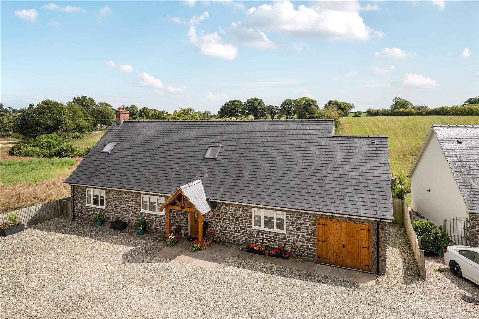 Property Image 06d40f16-9982-4c5c-ab1f-6973542f733e