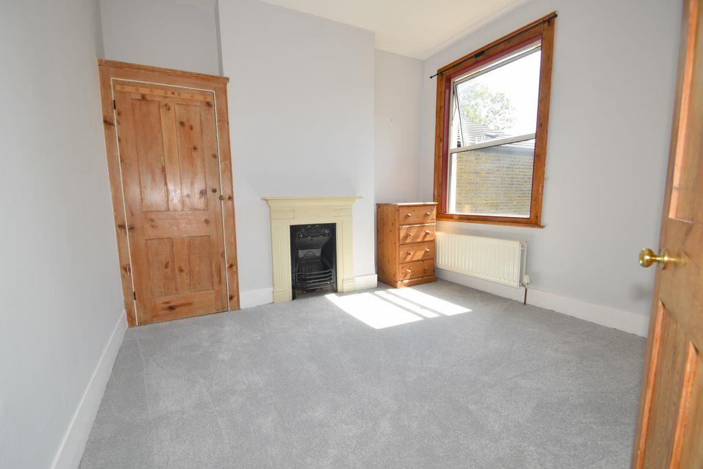 Property Image 06d5ac87-f824-4902-b073-3e7cbd242310