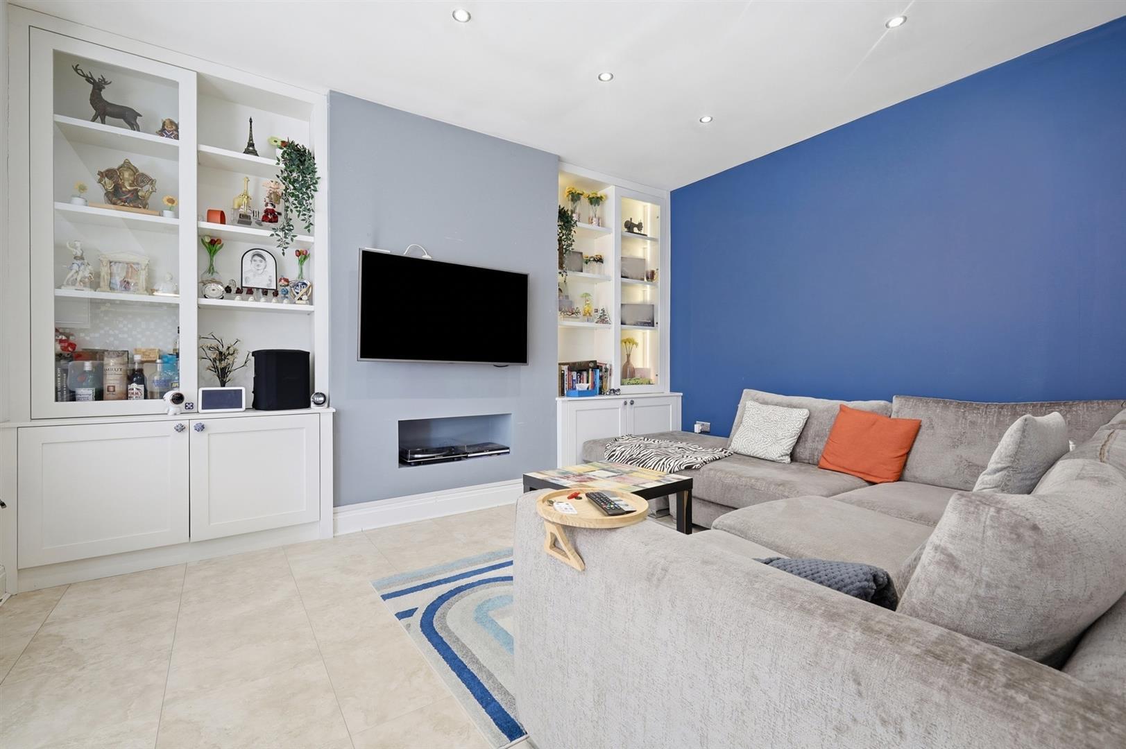 Property Image 06db69de-efb4-4918-a32b-ff5968664e3e