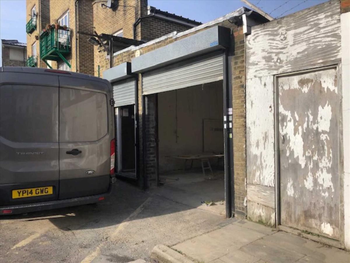 Property Image 06f33dd4-ee7f-4e5c-ad4f-c29317b145f0