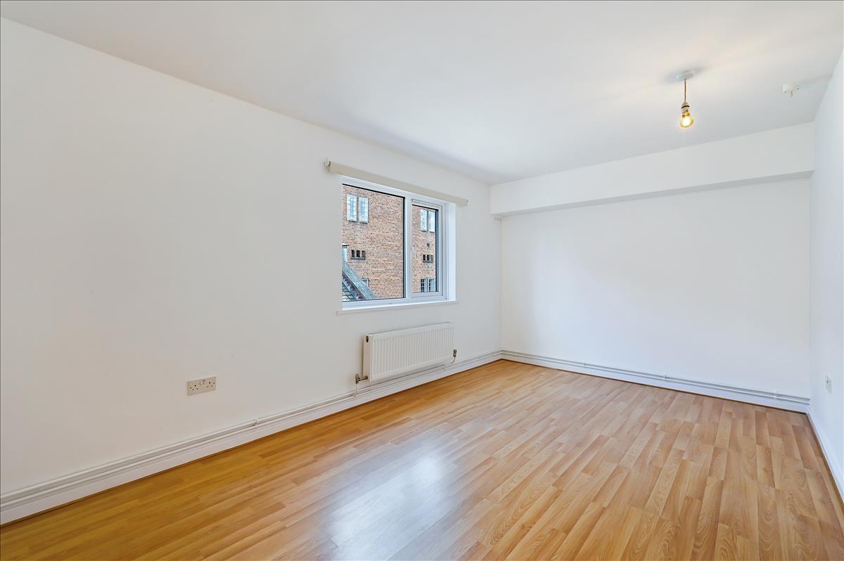 Property Image 070844fb-86be-4b8b-af96-b23d455720e6