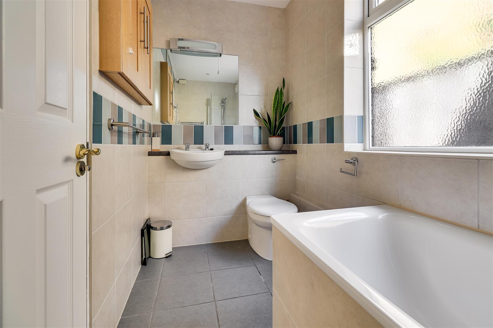 Property Image 071e6e92-3243-4d21-a7b2-9cb6a7002a5f