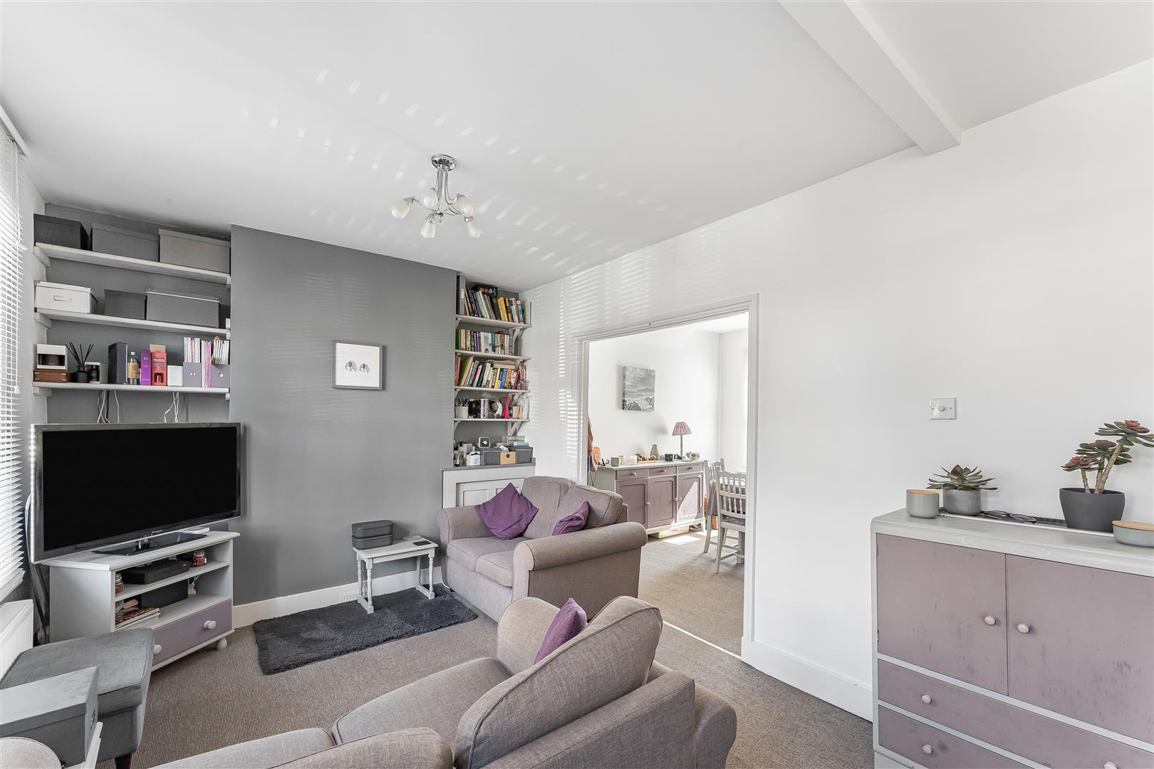 Property Image 0729c0d6-3599-45af-bc8c-798aa2482c7e