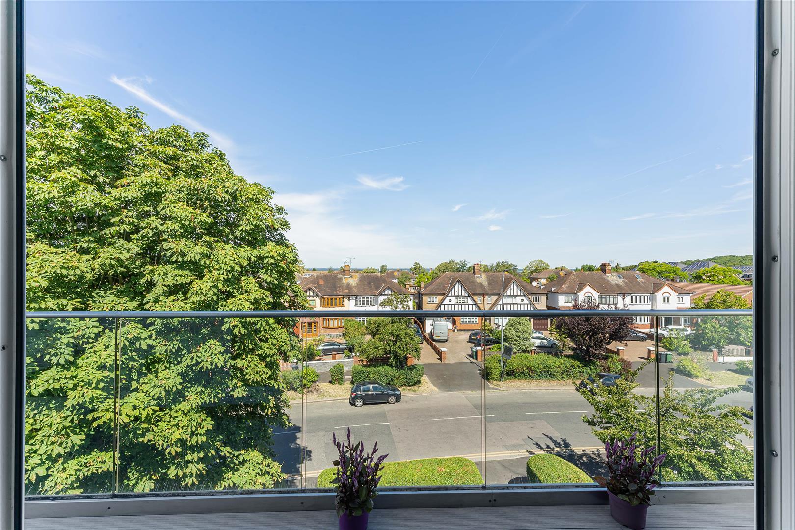 Property Image 072fc10c-ce4c-4e20-8757-3e63b404c56b