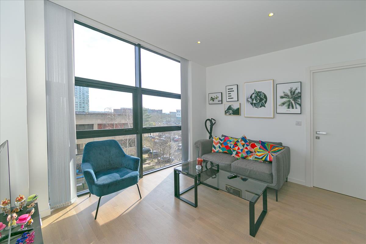 Property Image 07350d37-b791-4a70-bcc4-df201fe022f7