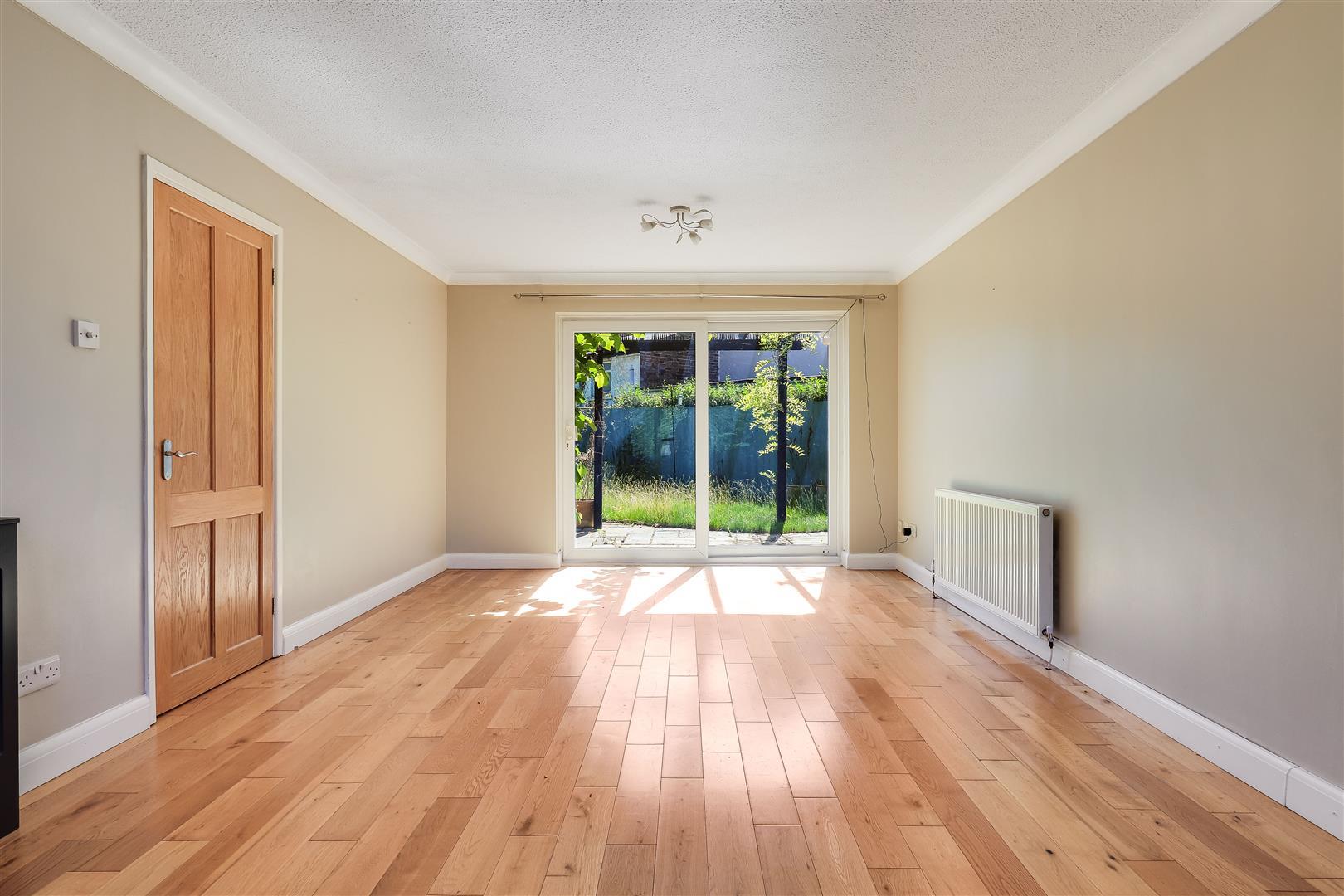 Property Image 0736b870-b63d-4d9f-8c9d-a8388b684831