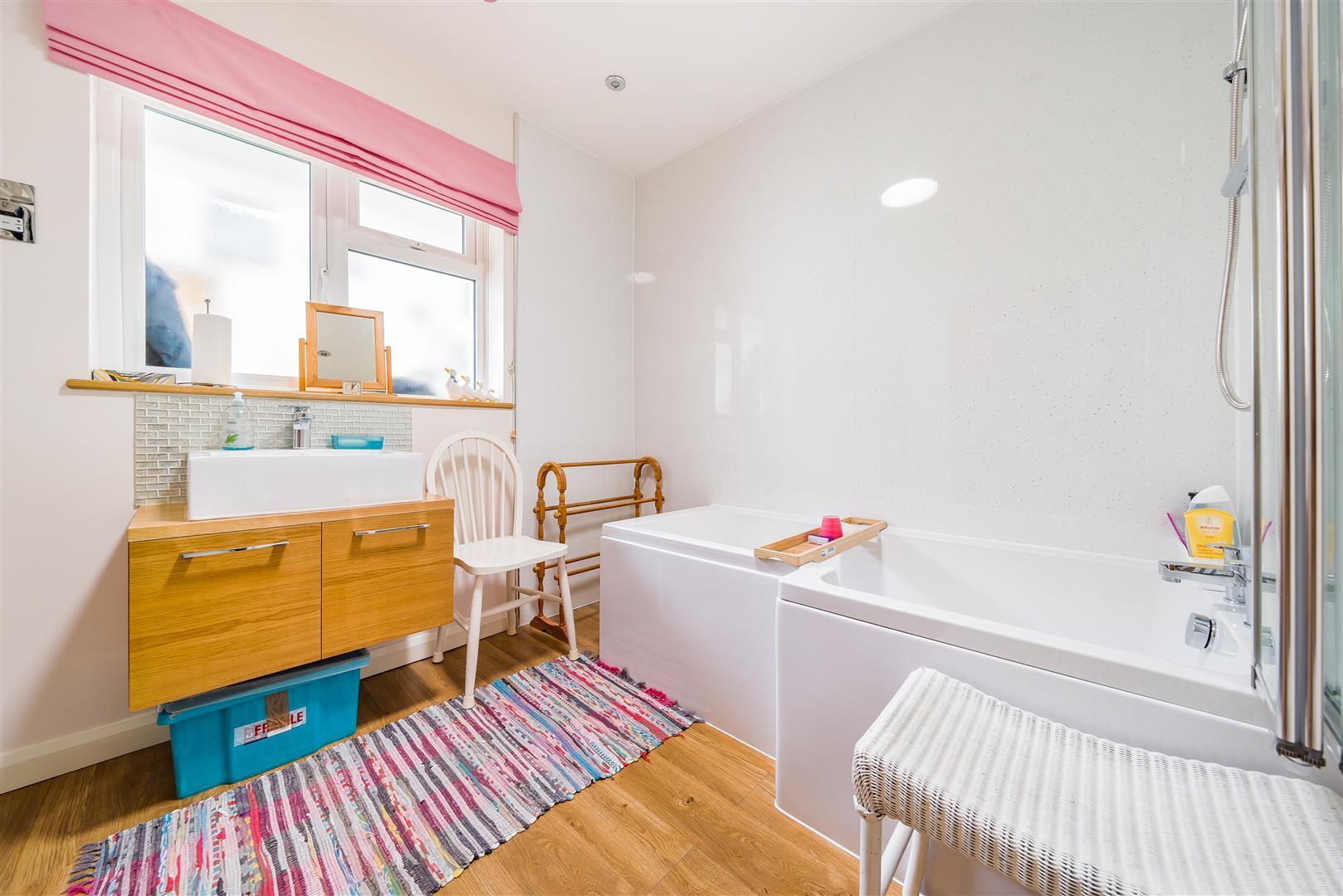 Property Image 073d9f4c-52a4-4551-befc-32042f8f4a5f