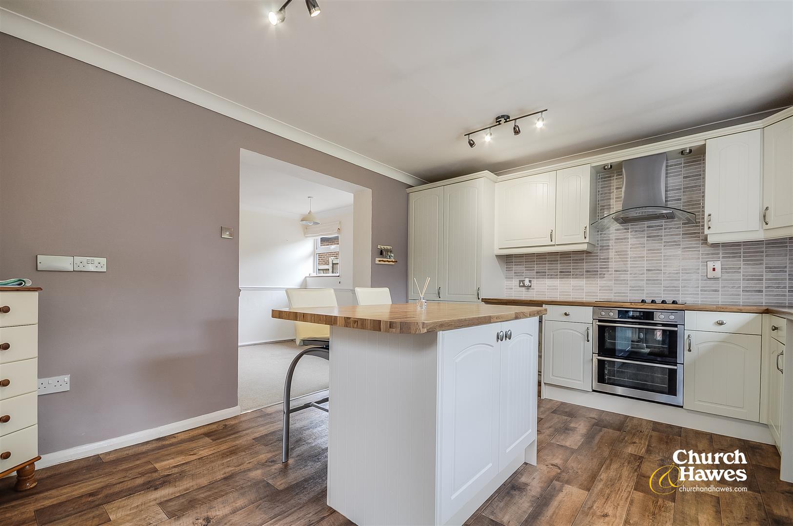 Property Image 0757bb64-f789-45bc-945e-a3b4bf0c95f4