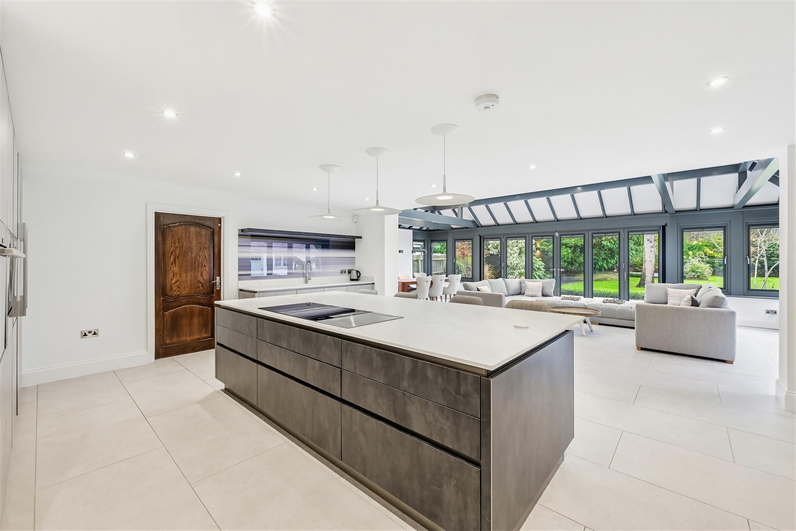 Property Image 075a04f6-1abb-432a-a353-044dbb0e8a05
