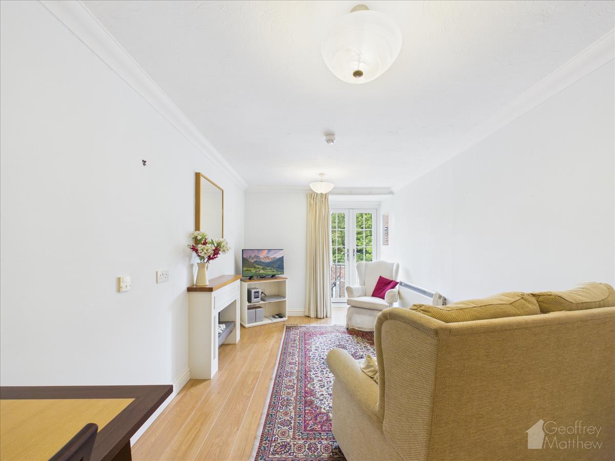 Property Image 07643bc8-f7a1-43fe-85f7-c3cdd3117e1b
