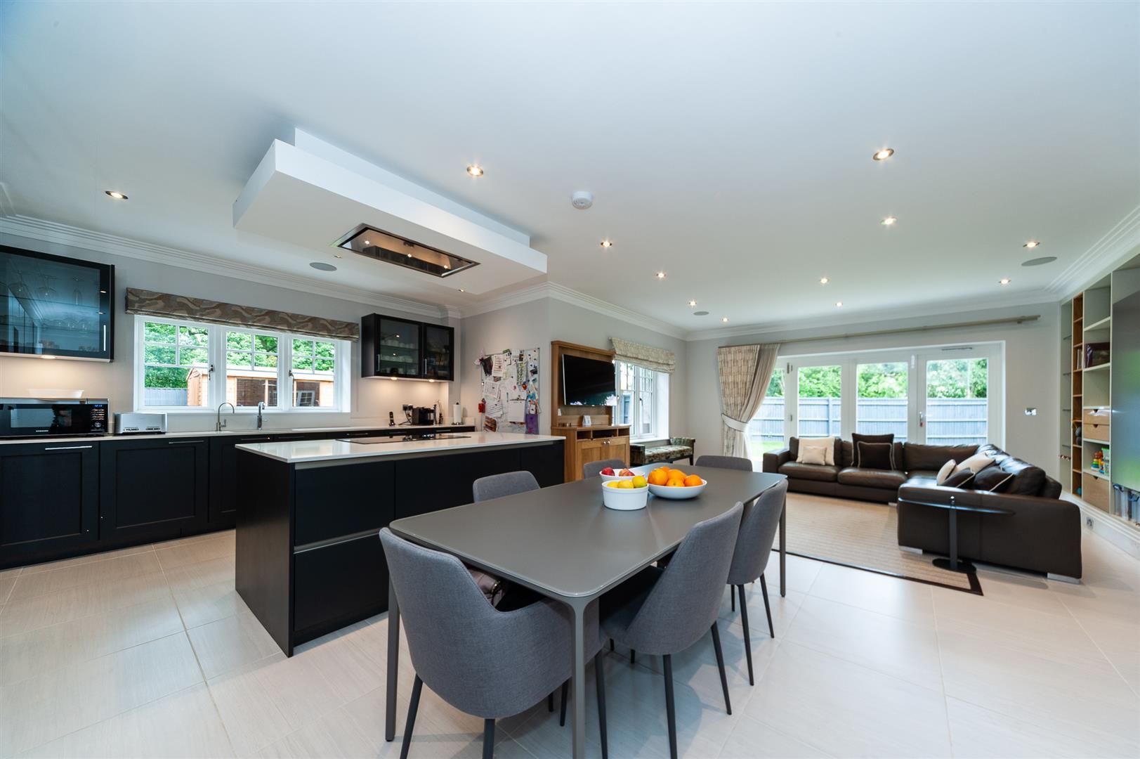 Property Image 0766cb62-a991-41c0-9b6d-21abf6745d3f