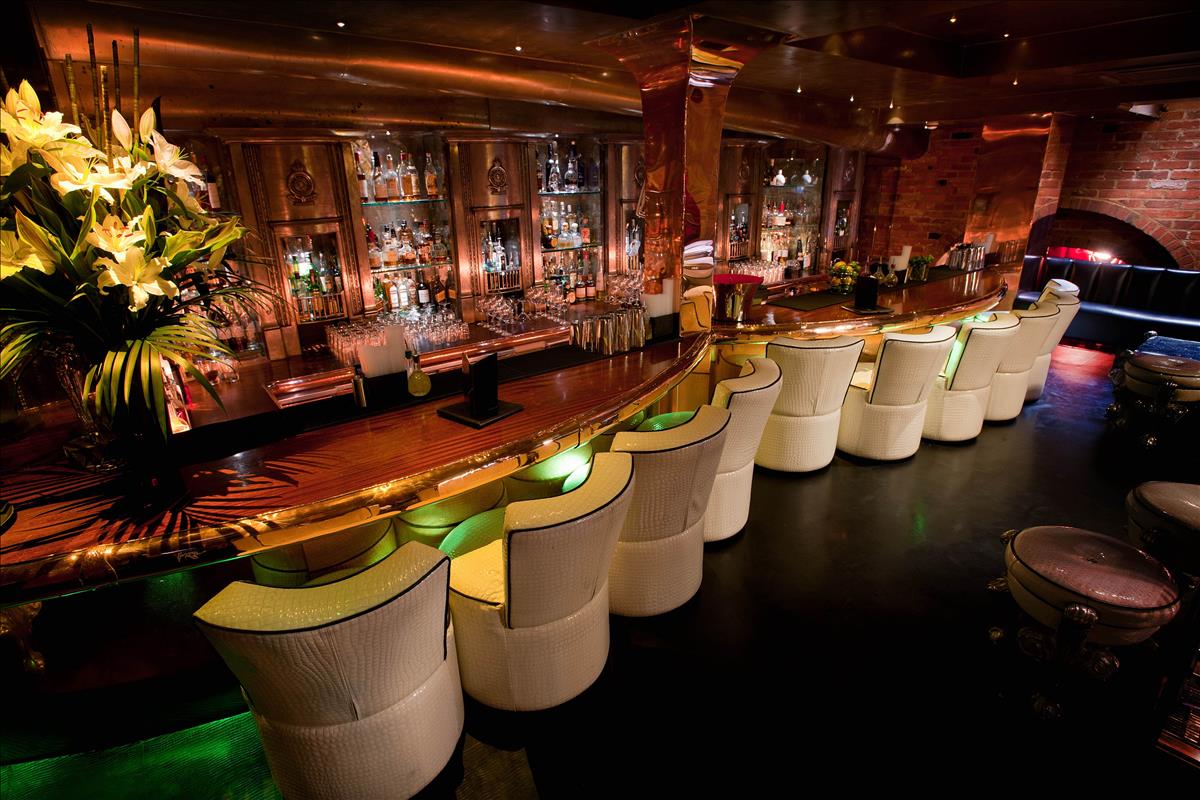 Fully fitted restaurant in West End to rent