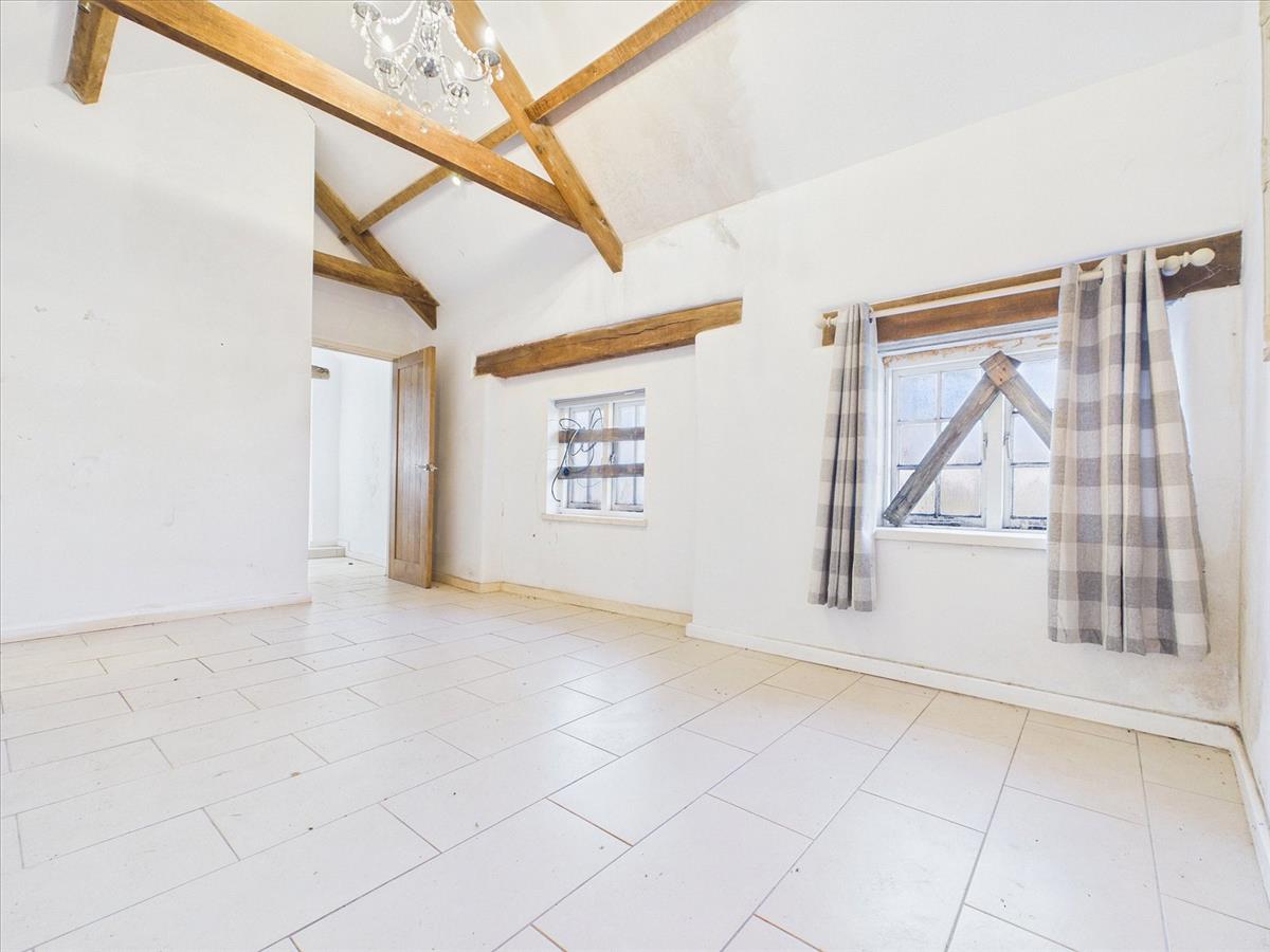 Property Image 0771882d-cd6b-46f7-9657-45e01d7d54fc