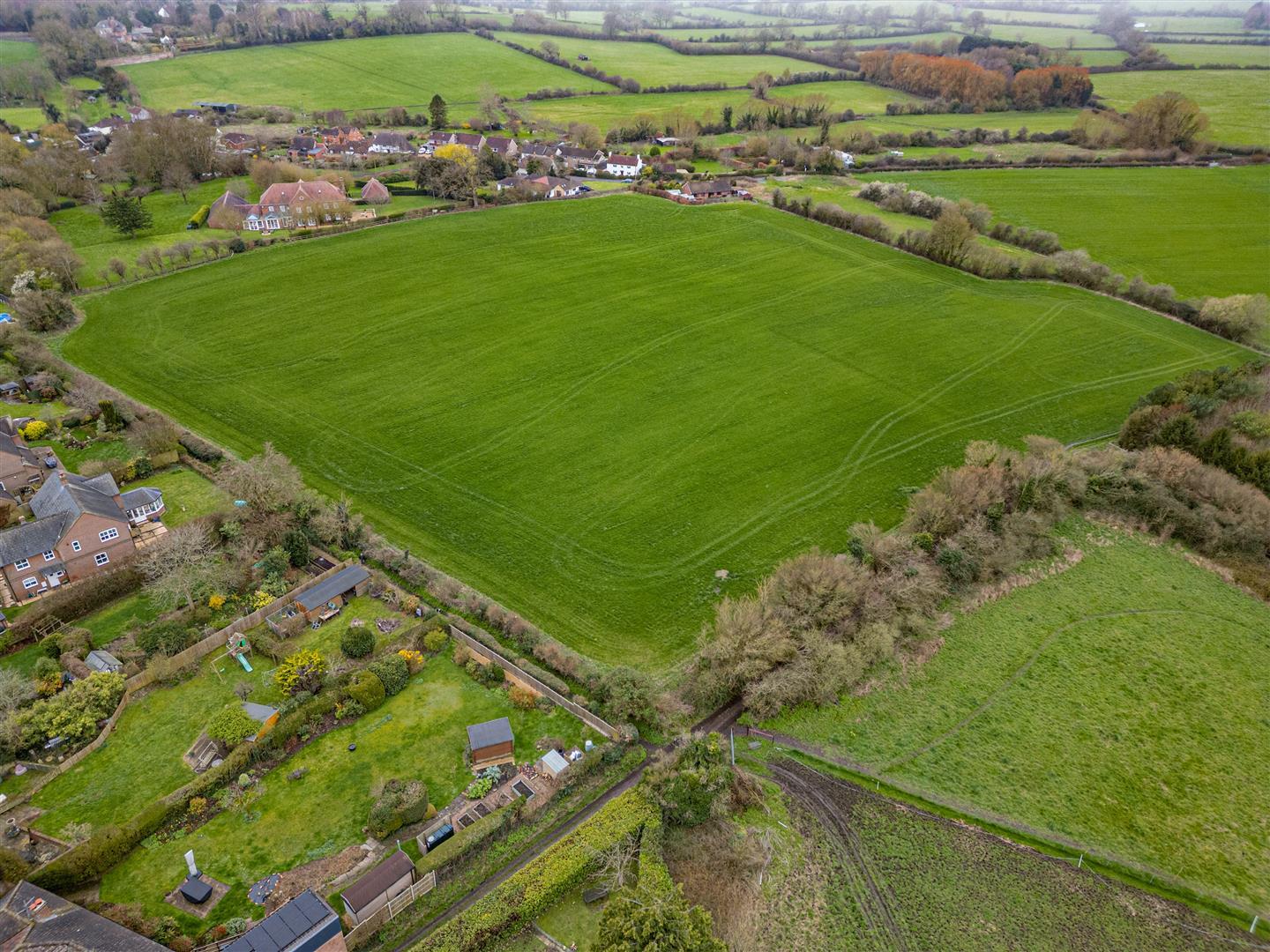 Property Image 07728060-c5fa-4a87-a505-bf53cf5da295