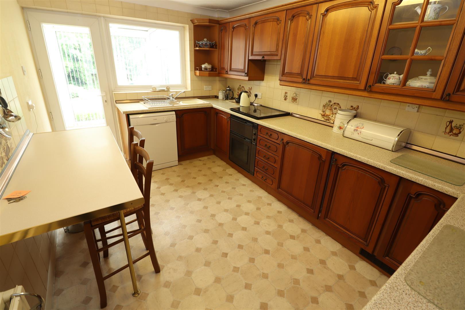 Property Image 07795098-eb61-4f06-9028-04effdccc09c