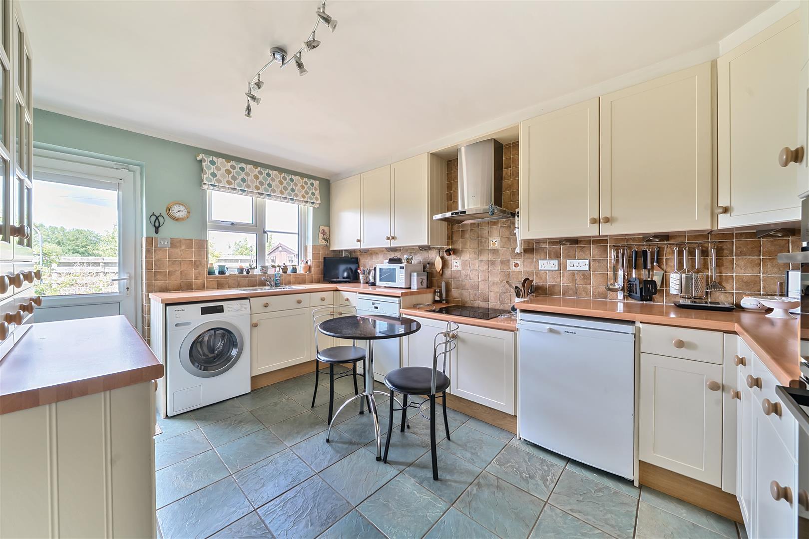Property Image 07877ab9-80df-4d5c-bb12-e94ae0882b0e