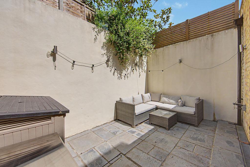 Property Image 079d28ff-2969-431c-bc4a-60200dea53f2