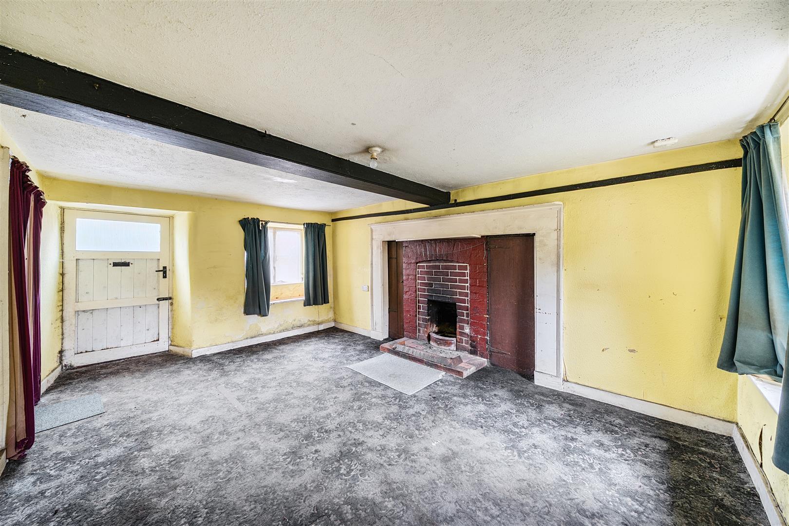 Property Image 07c49250-5997-44f0-8e7e-35be939c9d4e
