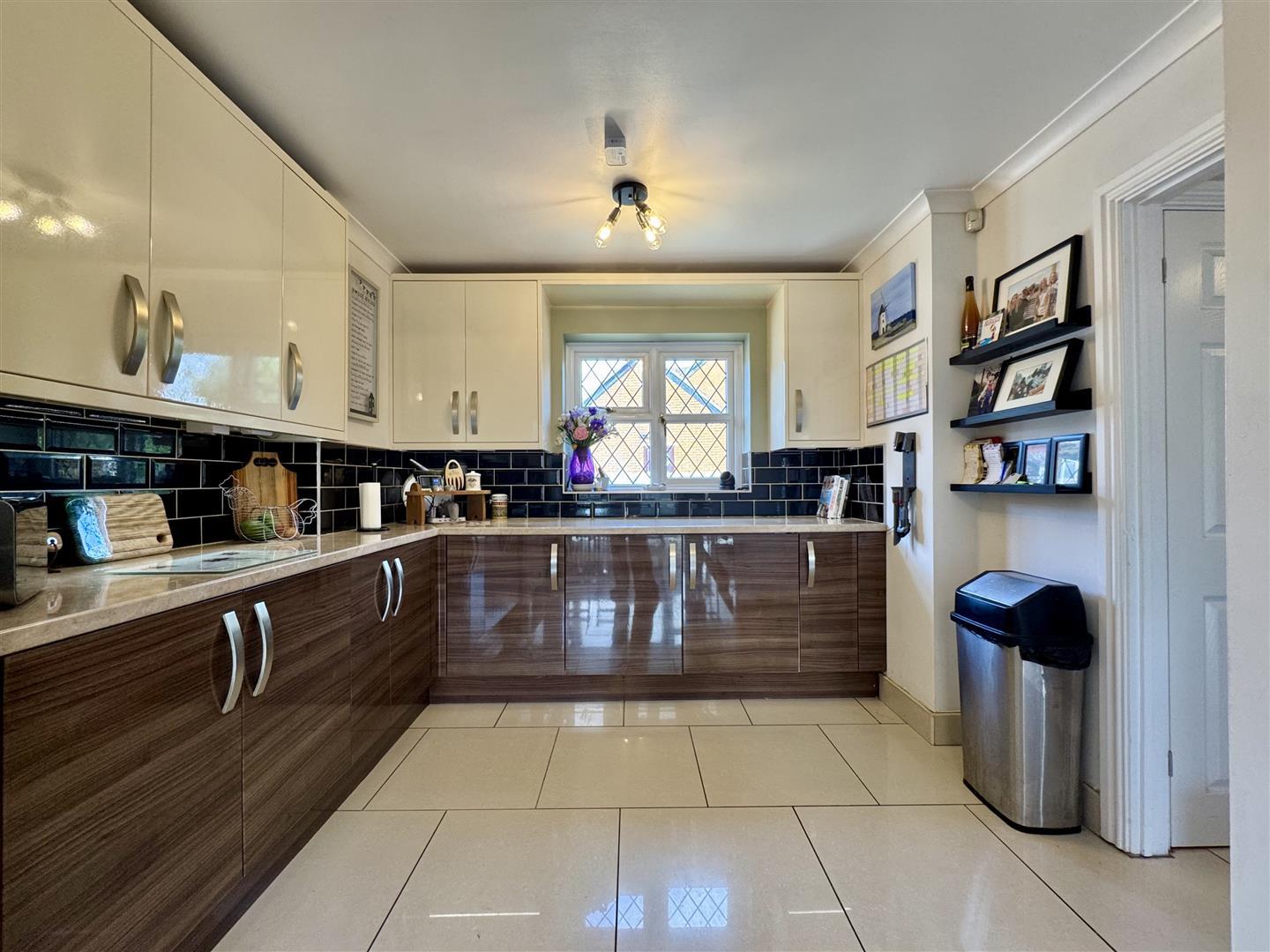 Property Image 07c692c7-2662-473f-8de1-a848330db976