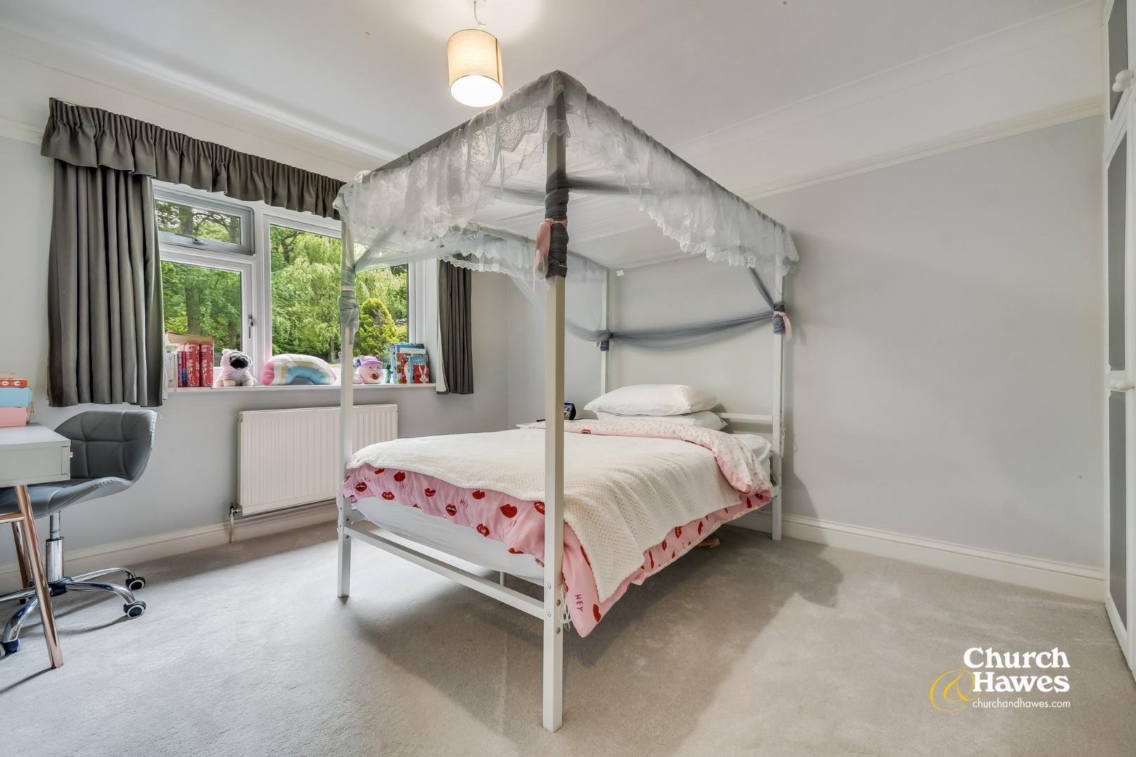 Property Image 07d08525-46f9-4bfb-acdd-1106d420b7ec