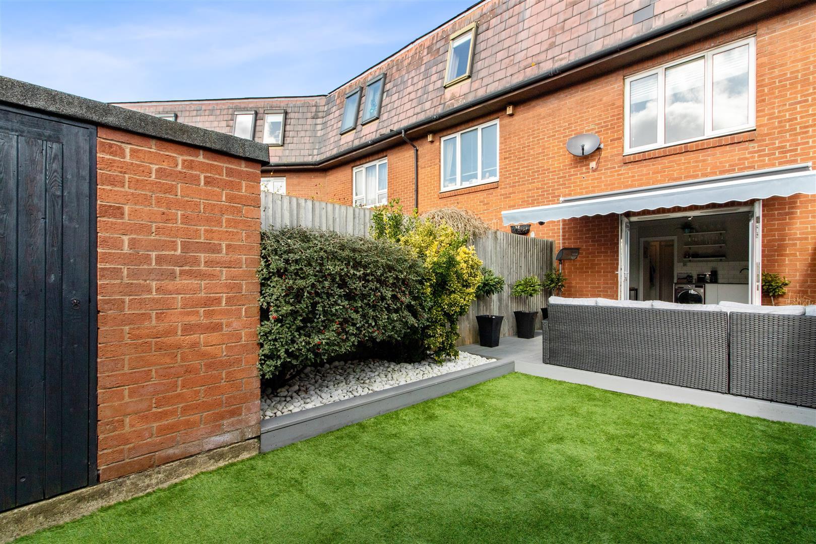 Property Image 07e068f8-5434-45a2-8cfe-949ef2c25e0a