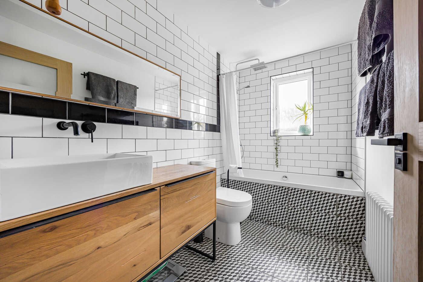 Property Image 07eba76a-1c90-465d-893a-daa266045c8f