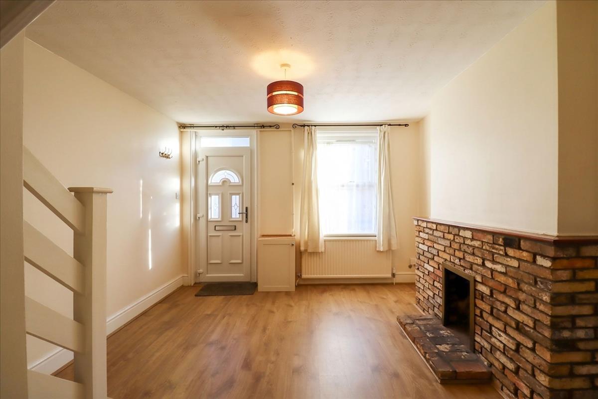 Property Image 07f8a4dd-b6a3-426f-a309-35c8ab073cde