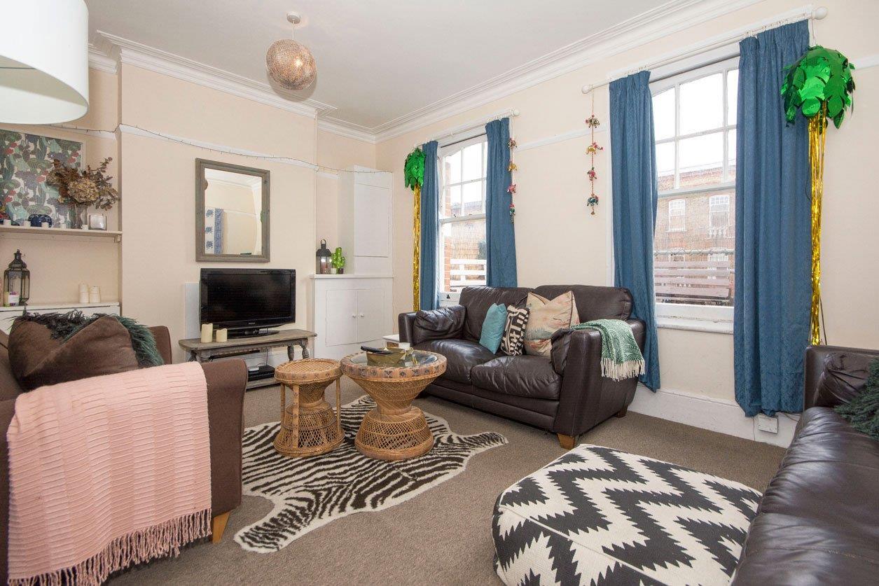 Property Image 08068ab0-c334-4e7d-823f-df9d98d898d8