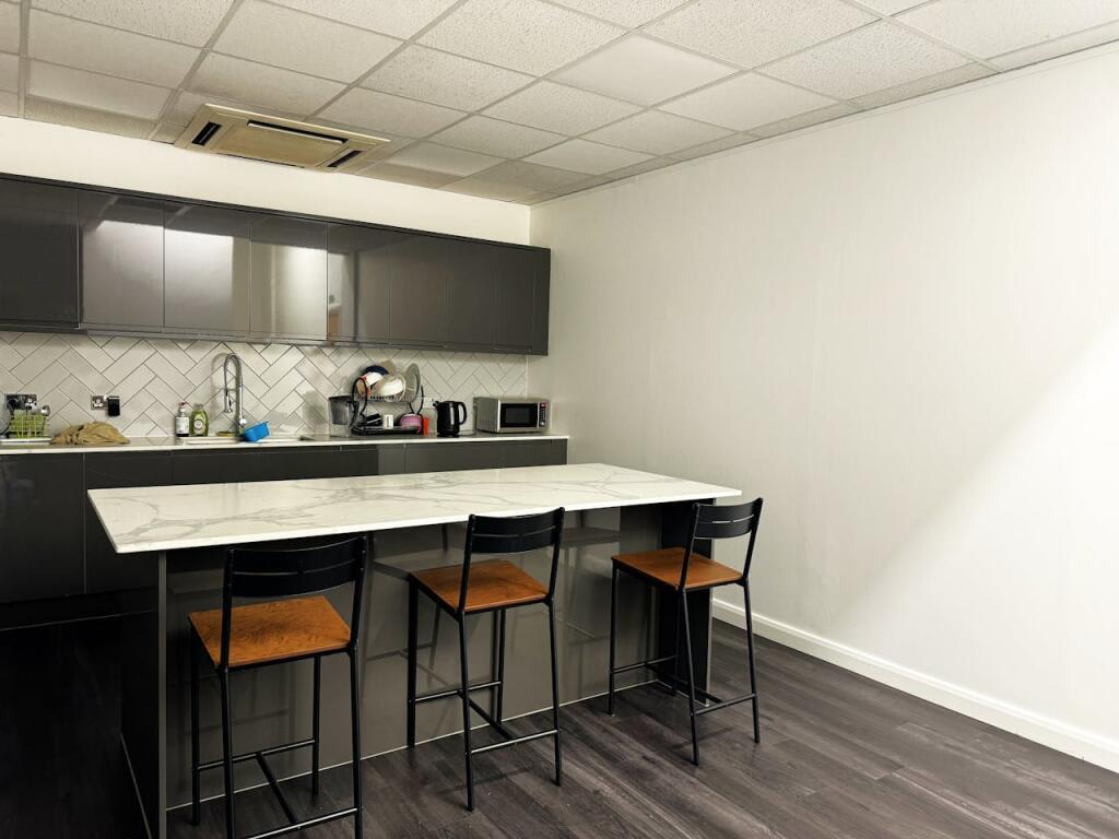 Property Image 0817012d-ccdd-4959-9a07-735631b3c04c