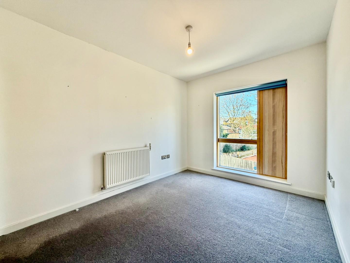 Property Image 0818b120-6f4c-4d5f-96f4-f9fe7486ab1b